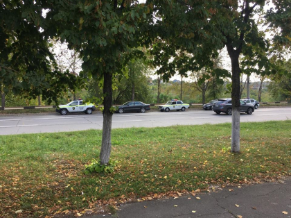 Un barbat, gasit fara suflare pe o strada din sectorul Ciocana. Politia si medicul legist, la fata locului - FOTO