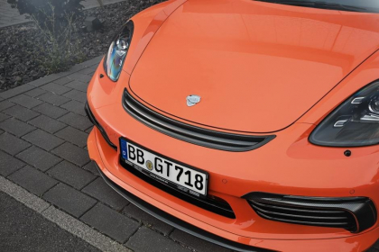 Oriunde te uiti vezi fibra de carbon. Cum arata Porsche-ul 718 dupa ce a primit tratamentul TechArt - GALERIE FOTO