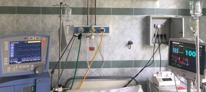 Un baiat de 16 ani, transportat din Balti, cu ambulanta AVIASAN, la Institutul Mamei si Copilului din capitala: "A suportat o operatie extrem de complicata. Medicii lupta pentru viata lui" Un baiat de 16 ani, transportat din Balti, cu ambulanta AVIASAN, la Institutul Mamei si Copilului din capitala: "A suportat o operatie extrem de complicata. Medicii lupta pentru viata lui"