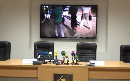 URMARESTE LIVE. Procurorii de la PCCOCS vin cu detalii despre retinerea unor persoane suspectate de trafic de copii URMARESTE LIVE. Procurorii de la PCCOCS vin cu detalii despre retinerea unor persoane suspectate de trafic de copii