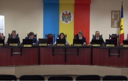 URMARESTE LIVE. CEC urmeaza sa decida programul calendaristic pentru organizarea referendumului privind demiterea primarului suspendat Dorin Chirtoaca URMARESTE LIVE. CEC urmeaza sa decida programul calendaristic pentru organizarea referendumului privind demiterea primarului suspendat Dorin Chirtoaca