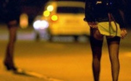 A chemat o prostituata, dar a avut parte de o surpriza. Cine a ajuns la usa unui barbat din Italia A chemat o prostituata, dar a avut parte de o surpriza. Cine a ajuns la usa unui barbat din Italia