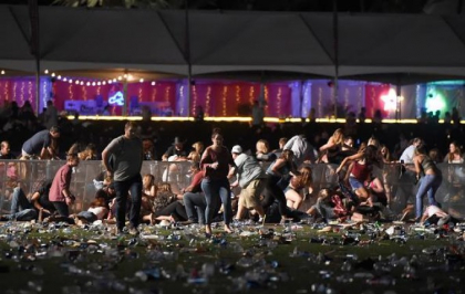 Impuscaturi cu o arma automata in Las Vegas: 2 morti si zeci de raniti. Un suspect a fost ucis - VIDEO