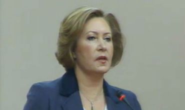 Viceministrul Finantelor, Maria Caraus si alte trei persoane, retinute de ofiterii CNA: ar fi trucat licitatii publice