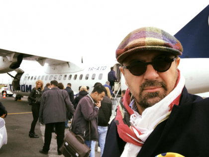 O aeronava Tarom s-a intors pe Aeroportul din Timisoara dupa 5 minute de la decolare. La bordul aeronavei se afla si Horia Brenciu. Ce a scris pe pagina sa de facebook