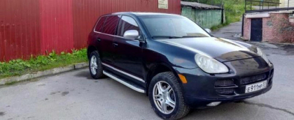 Doua masini la pret de una. Rusul acesta si-a transformat vechiul Volkswagen Touareg in Porsche Cayenne - GALERIE FOTO Doua masini la pret de una. Rusul acesta si-a transformat vechiul Volkswagen Touareg in Porsche Cayenne - GALERIE FOTO