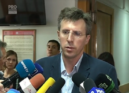 URMARESTE LIVE. Sedinta de judecata in cazul primarului suspendat. Cererea de recuzare a judecatorului Negru, depusa de avocatii lui Chirtoaca, respinsa URMARESTE LIVE. Sedinta de judecata in cazul primarului suspendat. Cererea de recuzare a judecatorului Negru, depusa de avocatii lui Chirtoaca, respinsa