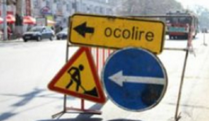 O intersectie din capitala va fi inchisa partial pana duminica dimineata. Se amenajeaza un nou sens giratoriu O intersectie din capitala va fi inchisa partial pana duminica dimineata. Se amenajeaza un nou sens giratoriu