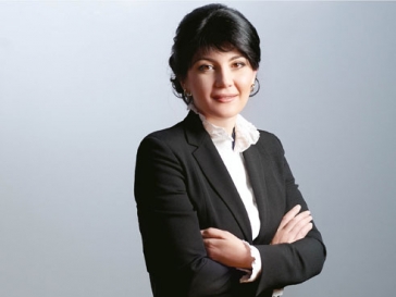 Fost candidat la fotoliul de presedinte, pretendent acum la cel de viceprimar? Candidatura Silviei Radu ar putea fi propusa astazi la CMC Fost candidat la fotoliul de presedinte, pretendent acum la cel de viceprimar? Candidatura Silviei Radu ar putea fi propusa astazi la CMC