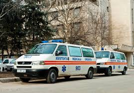 Un tanar de 19 ani a incercat sa-si puna capat zilelor intr-o benzinarie din Vulcanesti. S-a taiat in zona gatului Un tanar de 19 ani a incercat sa-si puna capat zilelor intr-o benzinarie din Vulcanesti. S-a taiat in zona gatului