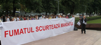 Deputatii au mai gasit o gaura de zeci de milioane in buget. Tot ei au provocat-o - Mold-street.com Deputatii au mai gasit o gaura de zeci de milioane in buget. Tot ei au provocat-o - Mold-street.com