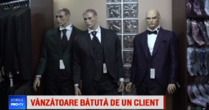 O vanzatoare din Romania, batuta crunt pentru ca nu a putut ajuta un client sa-si gaseasca costum. Cum s-a intamplat totul O vanzatoare din Romania, batuta crunt pentru ca nu a putut ajuta un client sa-si gaseasca costum. Cum s-a intamplat totul