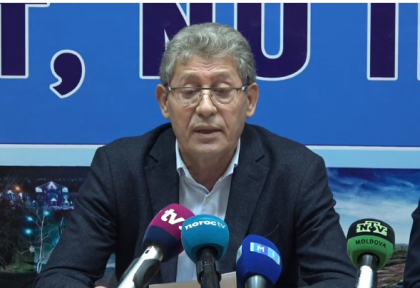 Mihai Ghimpu: "Silvia Radu este candidatul lui Plahotniuc. Un om certat cu legea vine sa faca ordine in Chisinau, Grozavu va face orice pentru a-si salva pielea" Mihai Ghimpu: "Silvia Radu este candidatul lui Plahotniuc. Un om certat cu legea vine sa faca ordine in Chisinau, Grozavu va face orice pentru a-si salva pielea"