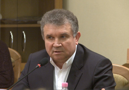 Litera care a zapacit-o pe Silvia Radu. L-a numit de doua ori Chirtoaca pe Chirtoca. Consilierul comunist: "Va atrag atentia ca sunt Chirtoca, cred ca cu Chirtoaca terminam aici" Litera care a zapacit-o pe Silvia Radu. L-a numit de doua ori Chirtoaca pe Chirtoca. Consilierul comunist: "Va atrag atentia ca sunt Chirtoca, cred ca cu Chirtoaca terminam aici"