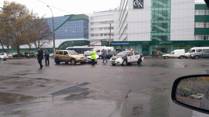 Accident in sectorul Buiucani al capitalei. Doua masini s-au ciocnit violent - FOTO