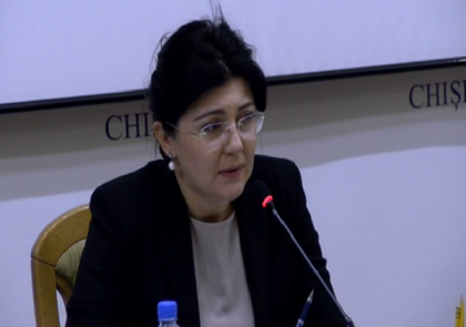 Silvia Radu, indignata de faptul ca unii subalterni nu-si indeplinesc sarcinile: "Fie lucram mai serios, fie plecati acasa. Nu ma intereseaza ce simpatii politice aveti" Silvia Radu, indignata de faptul ca unii subalterni nu-si indeplinesc sarcinile: "Fie lucram mai serios, fie plecati acasa. Nu ma intereseaza ce simpatii politice aveti"