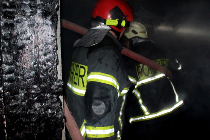 Tatal micutilor, care si-au pierdut viata in incendiul de la Glodeni,  a fost retinut. Mama ar fi uitat aragazul pornit