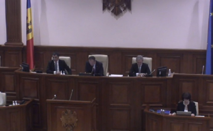 Ghimpu le multumeste socialistilor pentru pliantele cu invitatie la referendum: "Boicot, nu iesi la vot", Batrancea: "Sa demitem un primar periculos", Candu: "A aparut o chimie" Ghimpu le multumeste socialistilor pentru pliantele cu invitatie la referendum: "Boicot, nu iesi la vot", Batrancea: "Sa demitem un primar periculos", Candu: "A aparut o chimie"