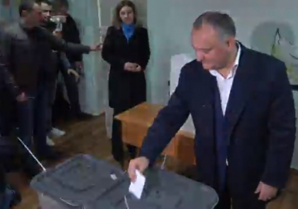 Presedintele Igor Dodon: "Faptul ca are loc referendumul deja e o reusita a noastra. Categoric nu poate fi vorba de o razbunare. In 2011, eu l-am felicitat, asteptarile erau mari" Presedintele Igor Dodon: "Faptul ca are loc referendumul deja e o reusita a noastra. Categoric nu poate fi vorba de o razbunare. In 2011, eu l-am felicitat, asteptarile erau mari"