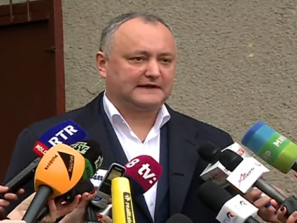 Felicitarea lui Dodon pentru liderul PL: "Domnul Ghimpu tare se supara cand ii zic Mihail Fiodorovici, o sa-i zic asa: Mihail Fiodorovici, sa fii sanatos"
