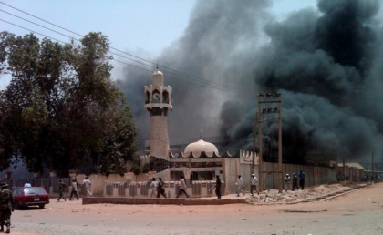 Atentat sinucigas la o moschee din Nigeria: cel putin 50 de persoane au murit