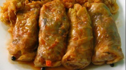 Cate sarmale ai voie sa mananci de Sarbatori ca sa nu te ingrasi deloc Cate sarmale ai voie sa mananci de Sarbatori ca sa nu te ingrasi deloc