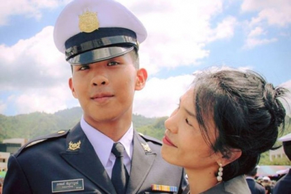 Misterul mortii unui cadet thailandez. Sora: " Avea hartie igienica in creier" Misterul mortii unui cadet thailandez. Sora: " Avea hartie igienica in creier"