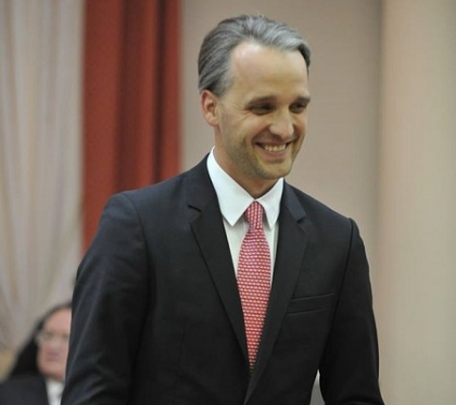 Ministrul Apararii va participa la parada de Ziua Nationala a Romaniei. Sturza pleaca la Bucuresti Ministrul Apararii va participa la parada de Ziua Nationala a Romaniei. Sturza pleaca la Bucuresti