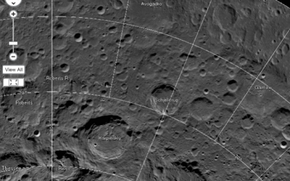 Cum poti sa calatoresti in spatiu, din confortul propriului fotoliu. Luna, acum doar la un click distanta Cum poti sa calatoresti in spatiu, din confortul propriului fotoliu. Luna, acum doar la un click distanta