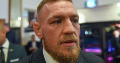 Reactia lui McGregor cand a fost intrebat daca a platit taxa de protectie de 900.000 de euro mafiei irlandeze Reactia lui McGregor cand a fost intrebat daca a platit taxa de protectie de 900.000 de euro mafiei irlandeze