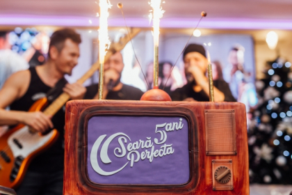 O petrecere magica, alaturi de cei mai fideli parteneri! Iata cum s-au distrat la aniversarea de 5 ani a emisiunii O Seara Perfecta - VIDEO O petrecere magica, alaturi de cei mai fideli parteneri! Iata cum s-au distrat la aniversarea de 5 ani a emisiunii O Seara Perfecta - VIDEO