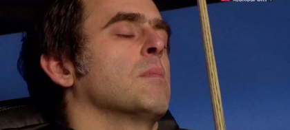 Faza incredibila la un meci de snooker. Legendarul Ronnie O\'Sullivan a adormit in timpul partidei