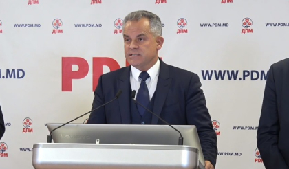 Fostul premier Chiril Gaburici e noul ministru al Economiei, Alexandru Tanase - sef la Justitie, iar Leanca - vicepremier pentru integrare europeana. 7 membri noi. Cine pleaca Fostul premier Chiril Gaburici e noul ministru al Economiei, Alexandru Tanase - sef la Justitie, iar Leanca - vicepremier pentru integrare europeana. 7 membri noi. Cine pleaca