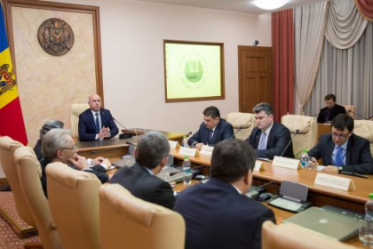 A doua incercare. Premierul ii inainteaza repetat lui Dodon candidaturile la functiile de ministru si vicepremier A doua incercare. Premierul ii inainteaza repetat lui Dodon candidaturile la functiile de ministru si vicepremier