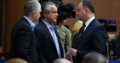 Dodon despre relatia cu Plahotniuc si daca ultimul are informatii compromitatoare despre sine - ZdG.md Dodon despre relatia cu Plahotniuc si daca ultimul are informatii compromitatoare despre sine - ZdG.md