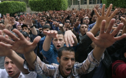 Egiptul a condamnat la moarte 529 de simpatizanti islamisti ai fostului presedinte islamist Mohamed Morsi Egiptul a condamnat la moarte 529 de simpatizanti islamisti ai fostului presedinte islamist Mohamed Morsi
