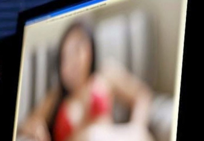 Romanca arestata in Italia. Ce le facea barbatilor pe care ii aborda pe Facebook Romanca arestata in Italia. Ce le facea barbatilor pe care ii aborda pe Facebook
