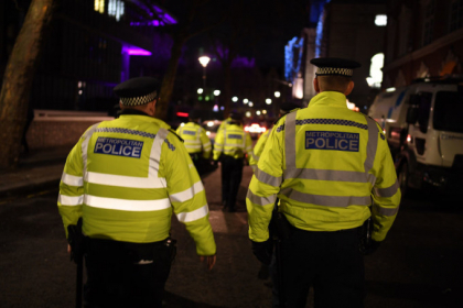 Patru tineri, ucisi in noaptea de Revelion, la Londra. Un altul este in stare critica Patru tineri, ucisi in noaptea de Revelion, la Londra. Un altul este in stare critica