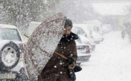 Un ciclon sudic aduce vreme rea in Moldova. Meteorologii au prelungit codul portocaliu de ninsori puternice. Pana cand este valabil si ce ne asteapta in urmatoarele zile Un ciclon sudic aduce vreme rea in Moldova. Meteorologii au prelungit codul portocaliu de ninsori puternice. Pana cand este valabil si ce ne asteapta in urmatoarele zile