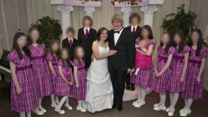 Noi detalii despre cazul copiilor infometati si tinuti in lanturi, in California