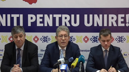 Liberalii cer ca CC sa declare neconstitutionale 5 legi, care prevad limba rusa ca limba de comunicare. Ghimpu: "Ea contravine Constitutiei. Prevederile ce tine de limba rusa sa fie declarate neconstitutionale" Liberalii cer ca CC sa declare neconstitutionale 5 legi, care prevad limba rusa ca limba de comunicare. Ghimpu: "Ea contravine Constitutiei. Prevederile ce tine de limba rusa sa fie declarate neconstitutionale"