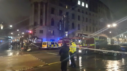 Un hotel si un club de noapte, evacuate, iar doua statii de metrou din Londra au fost inchise in ruma unor scurgeri de gaze