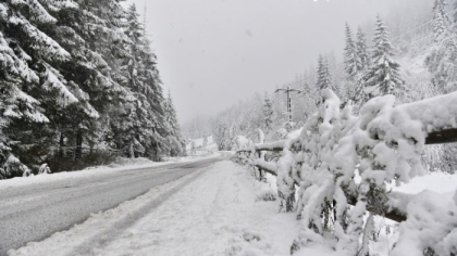 Ghetus pe drumuri si temperaturi de pana la minus 15 grade. Cand si unde va ninge. Prognoza meteo pentru urmatoarele zile - FOTO