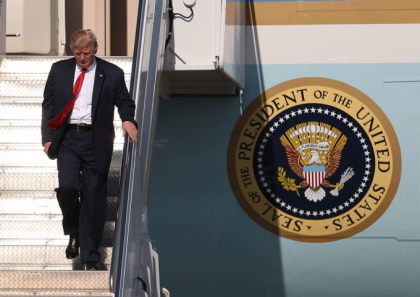 Avionul prezidential al lui Trump, dotat cu doua frigidere in valoare de 24 de milioane de dolari