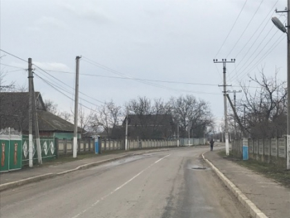Tragedie la Cosnita. Un tanar de 21 de ani a lovit mortal, cu BMW-ul, un politist, iar seara iubita lui de 18 ani a fost gasita strangulata: si-ar fi pus capat zilelor Tragedie la Cosnita. Un tanar de 21 de ani a lovit mortal, cu BMW-ul, un politist, iar seara iubita lui de 18 ani a fost gasita strangulata: si-ar fi pus capat zilelor