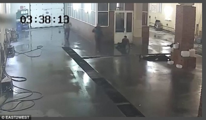 Soferul unui BMW a ucis un angajat dintr-o spalatorie auto cu un singur pumn. Momentul, surprins de camere. Imagini care pot afecta emotional - VIDEO