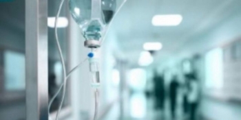 Doi soti si copilul lor de 4 ani din Cruglic, Criuleni, transportati in stare grava la spital, dupa ce s-au intoxicat cu monoxid de carbon. Cum s-ar fi intamplat totul. Cine i-a salvat Doi soti si copilul lor de 4 ani din Cruglic, Criuleni, transportati in stare grava la spital, dupa ce s-au intoxicat cu monoxid de carbon. Cum s-ar fi intamplat totul. Cine i-a salvat