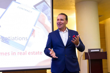 Training: Vanzari imobiliare de succes cu Paul Vincenti Training: Vanzari imobiliare de succes cu Paul Vincenti