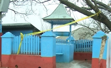 Tatal adolescentului care a impuscat mortal baietelul de 6 ani din Telenesti, micutul fiind gasit ulterior intr-o fantana, condamnat la puscarie Tatal adolescentului care a impuscat mortal baietelul de 6 ani din Telenesti, micutul fiind gasit ulterior intr-o fantana, condamnat la puscarie