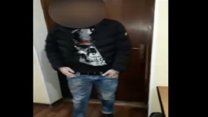 Un roman, retinut in timp ce intentiona sa intre in Republica Moldova. Ce au gasit politistii de frontiera in masina acestuia si ce le-a spus barbatul: "Asta-i tot". Risca 15 ani de puscarie - VIDEO Un roman, retinut in timp ce intentiona sa intre in Republica Moldova. Ce au gasit politistii de frontiera in masina acestuia si ce le-a spus barbatul: "Asta-i tot". Risca 15 ani de puscarie - VIDEO